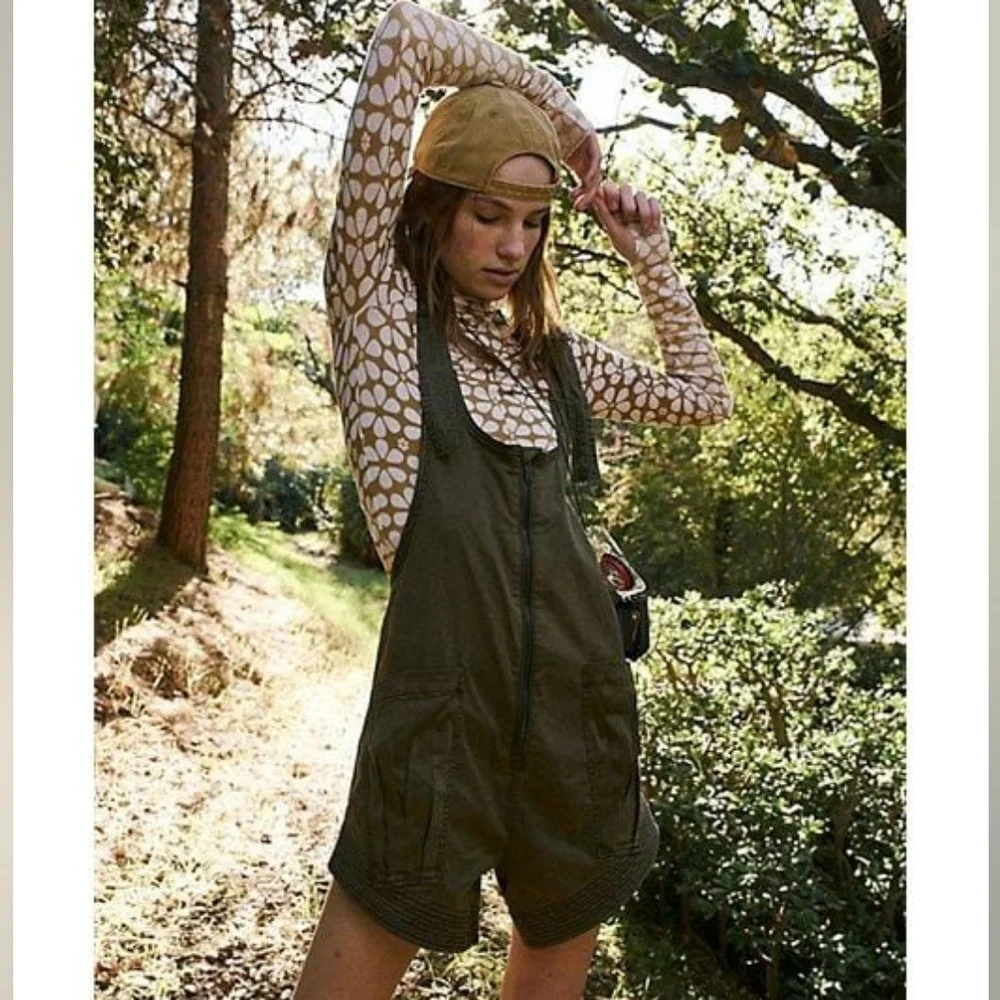 New Free People FP Movemwnt Fast Track Shortsie M Romper Short Jumper Khaki BNWT